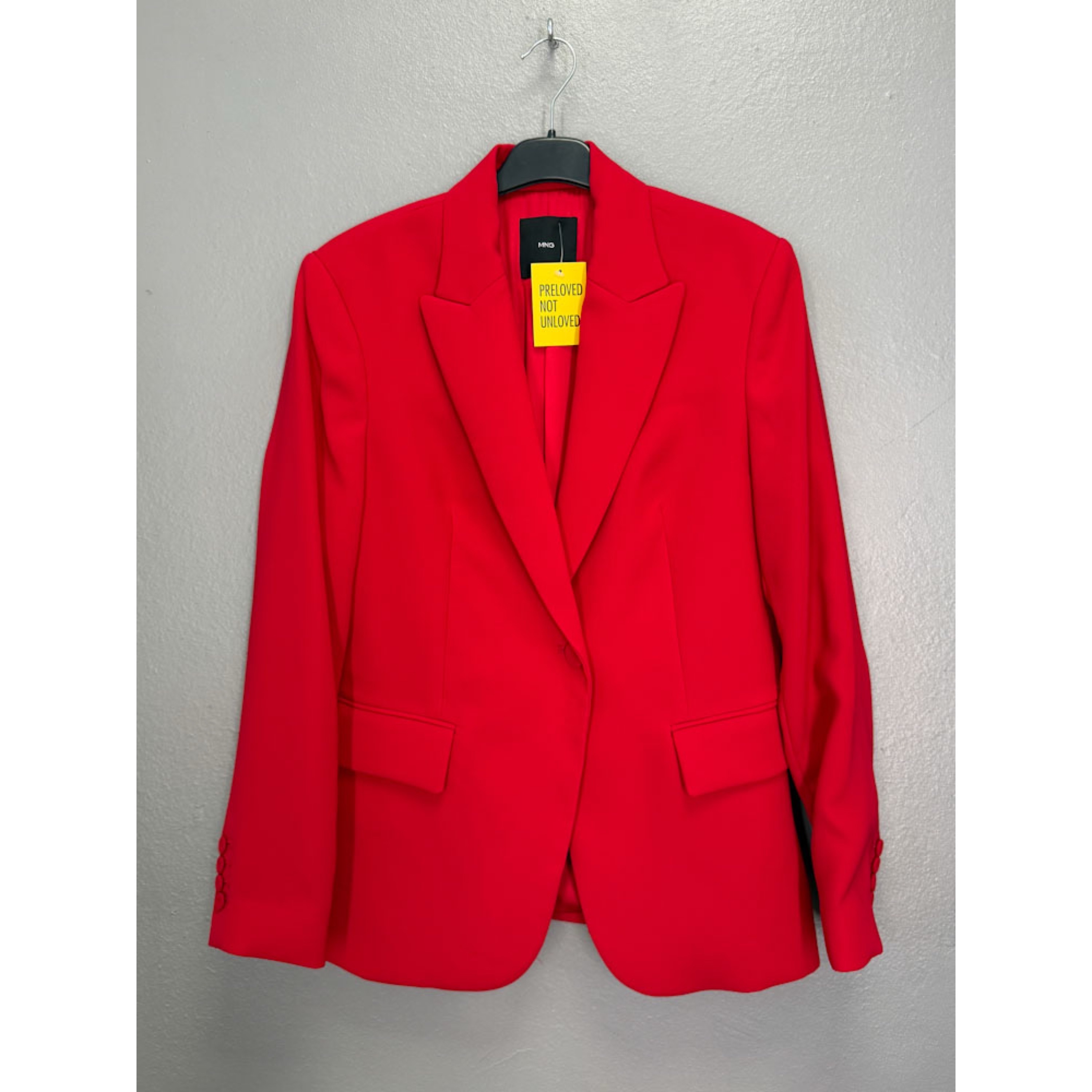 0550F68F-8744-4BF8-89A9-054F84618A1E