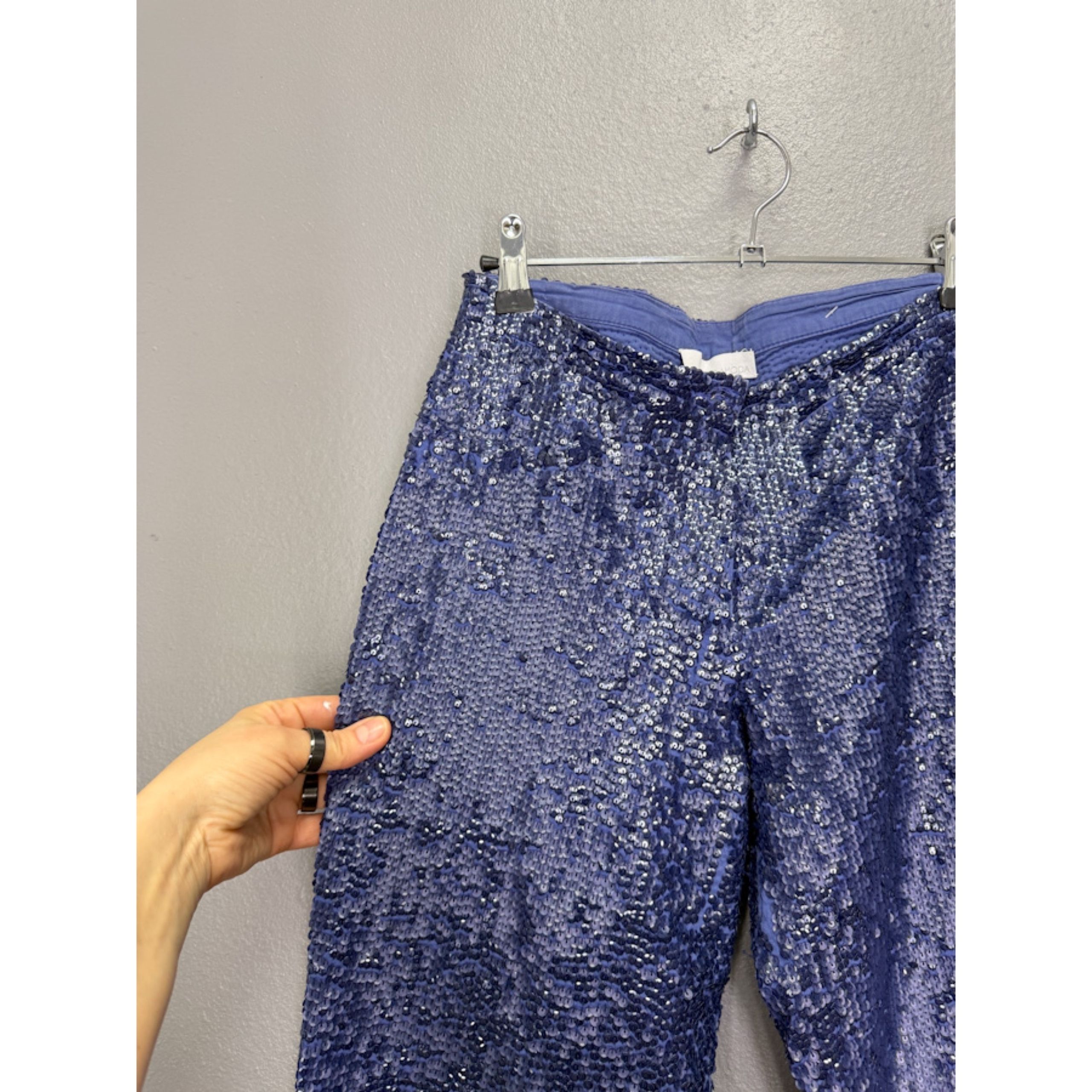 196f96bd E556 4644 B205 2f9233c54271