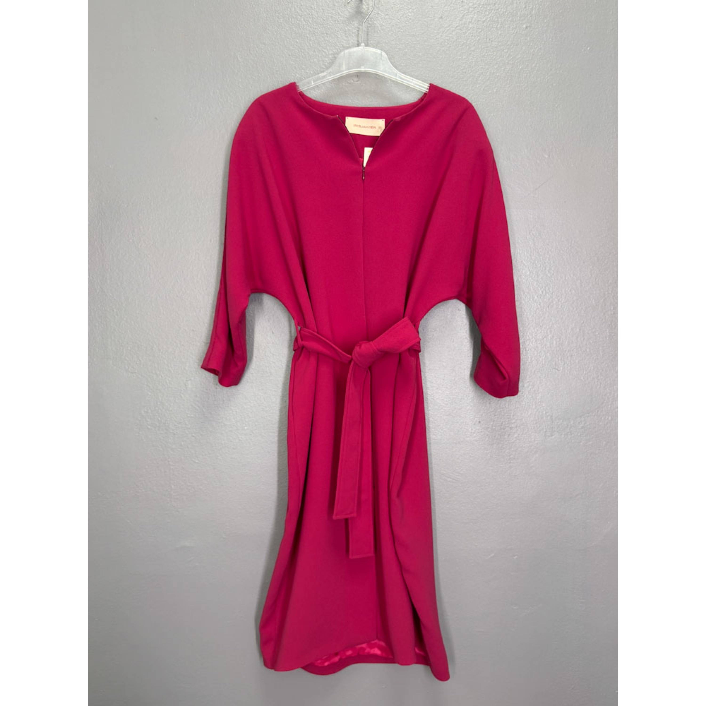 1B385308-B04C-4F40-AE30-46F72352EB03