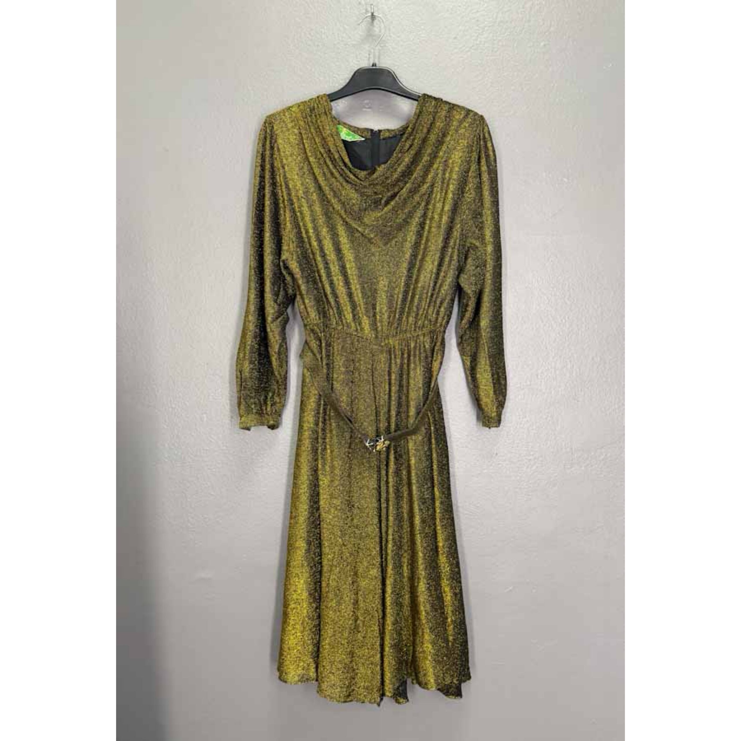 23969254-B1FD-4468-BA77-BD67AE658655