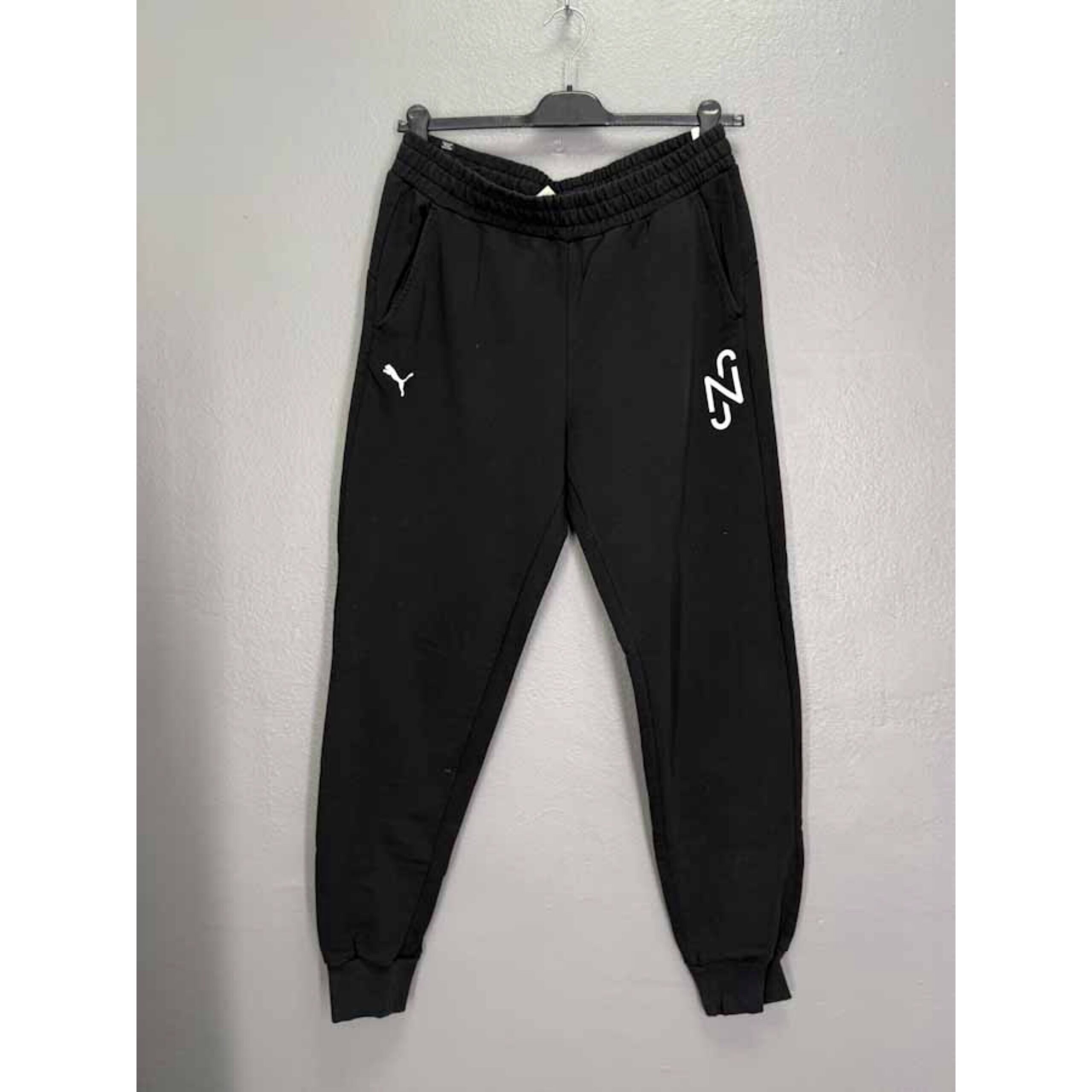 25F23351-A557-44EA-85C5-A78D923256F8