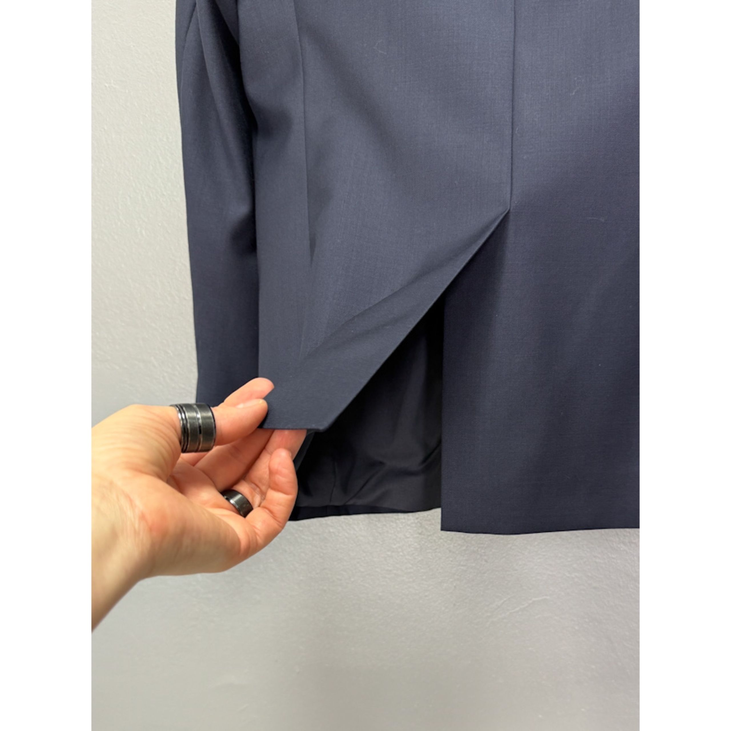 3257cb72 1058 4f5b A45d 00eb2dd10d21