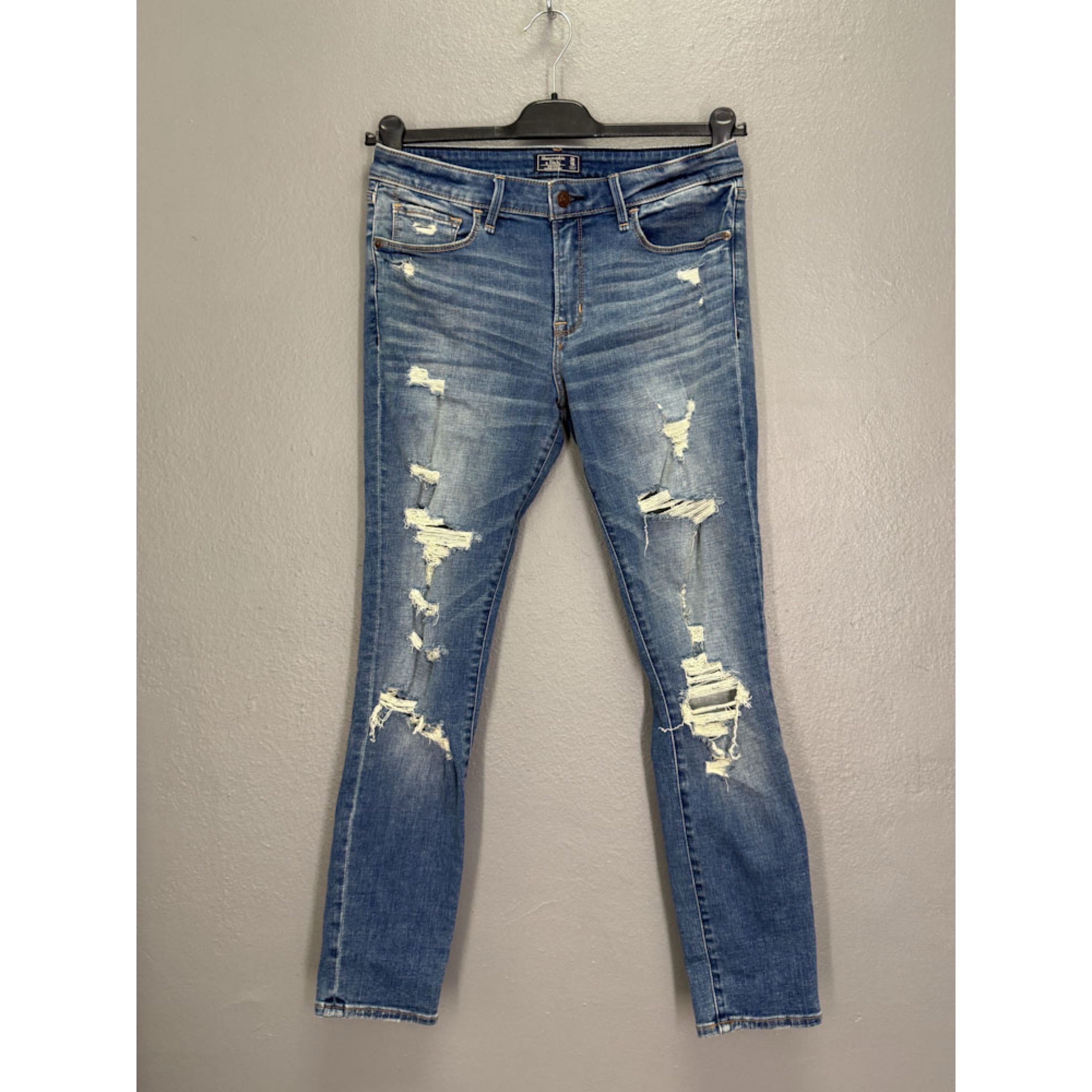 3E790B2F-6BAC-44AB-8C79-922EB9604141