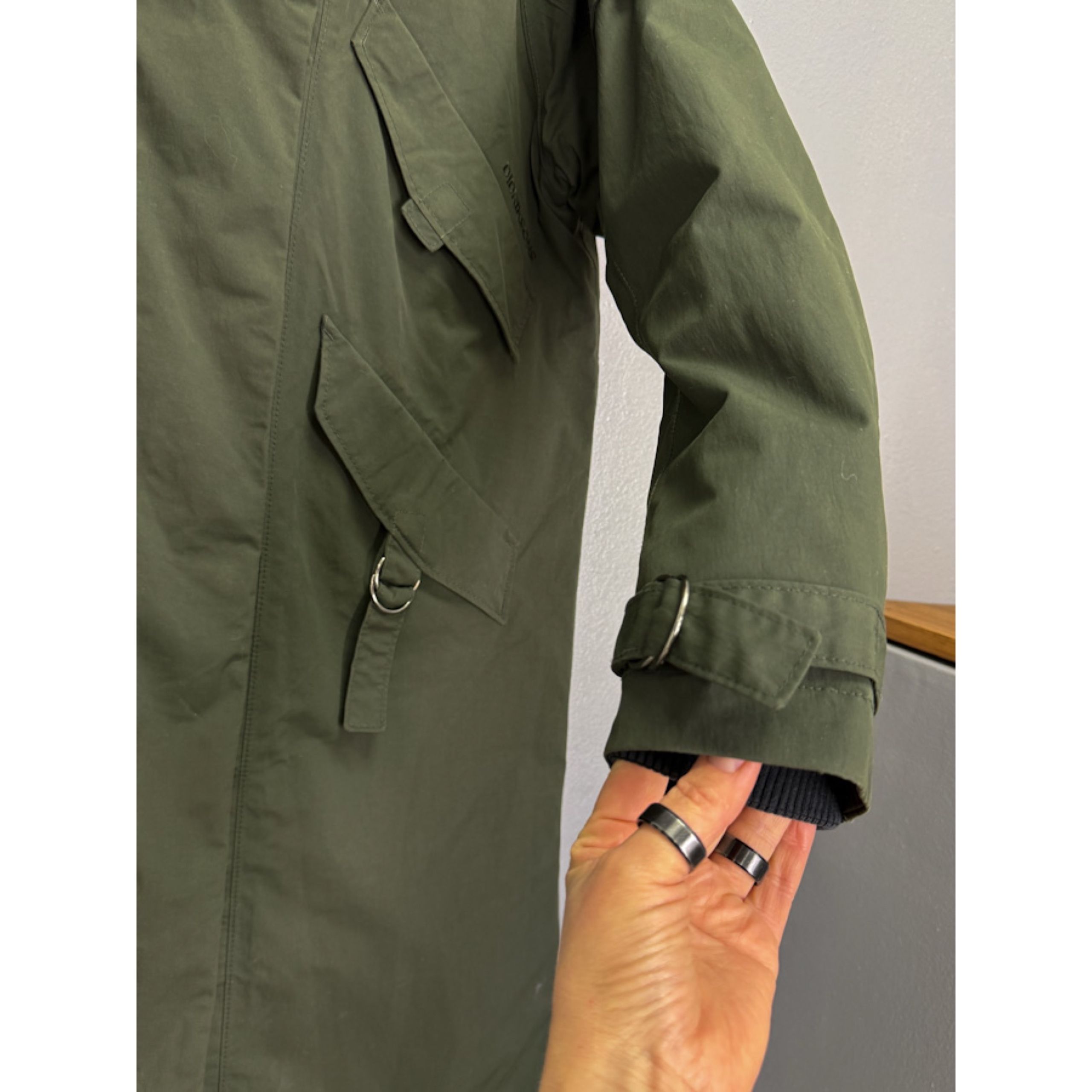 40d4c5be D8e0 4e3e 985a 40171a59feee