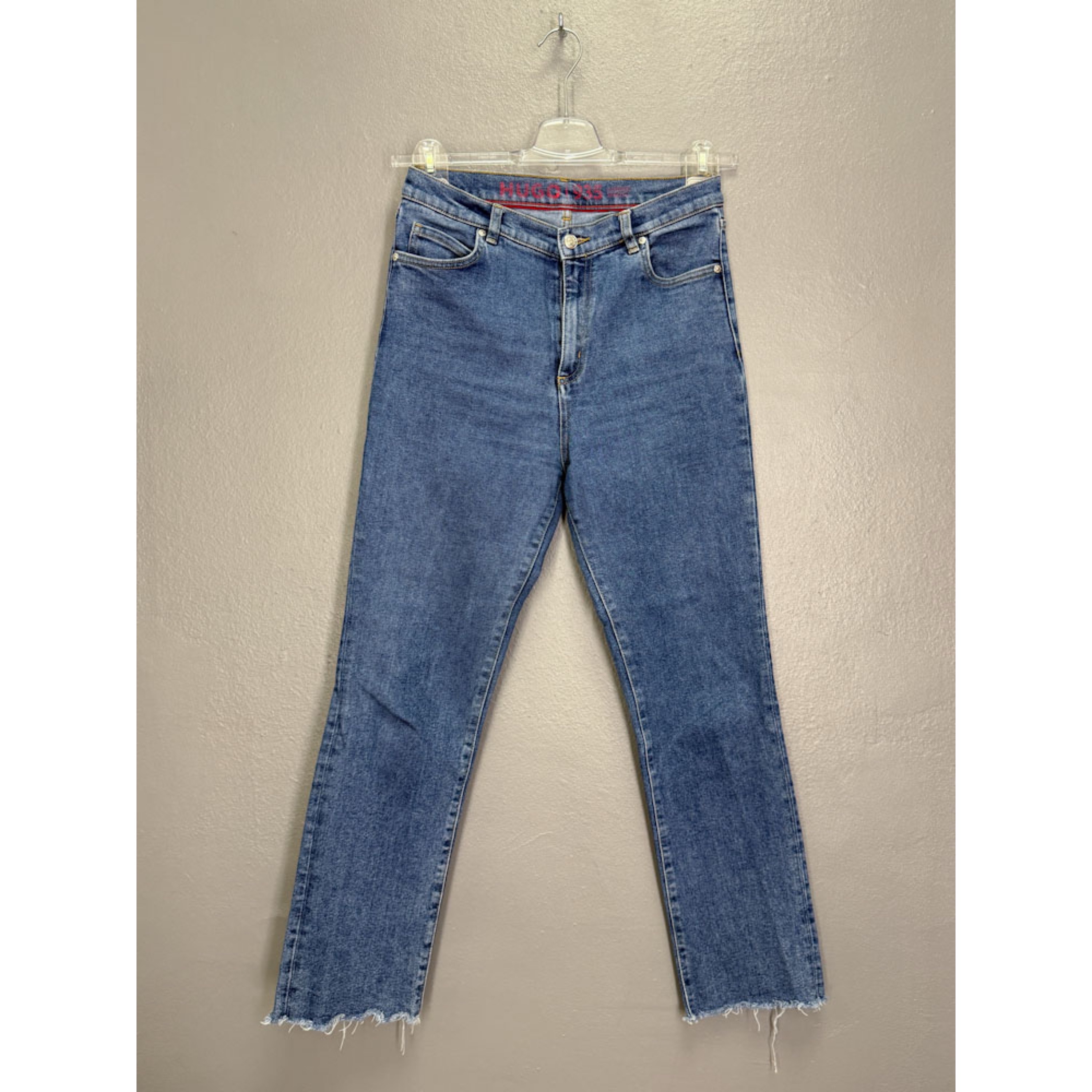 4B71219F-DFD2-4906-AC3F-B4F53FF83623