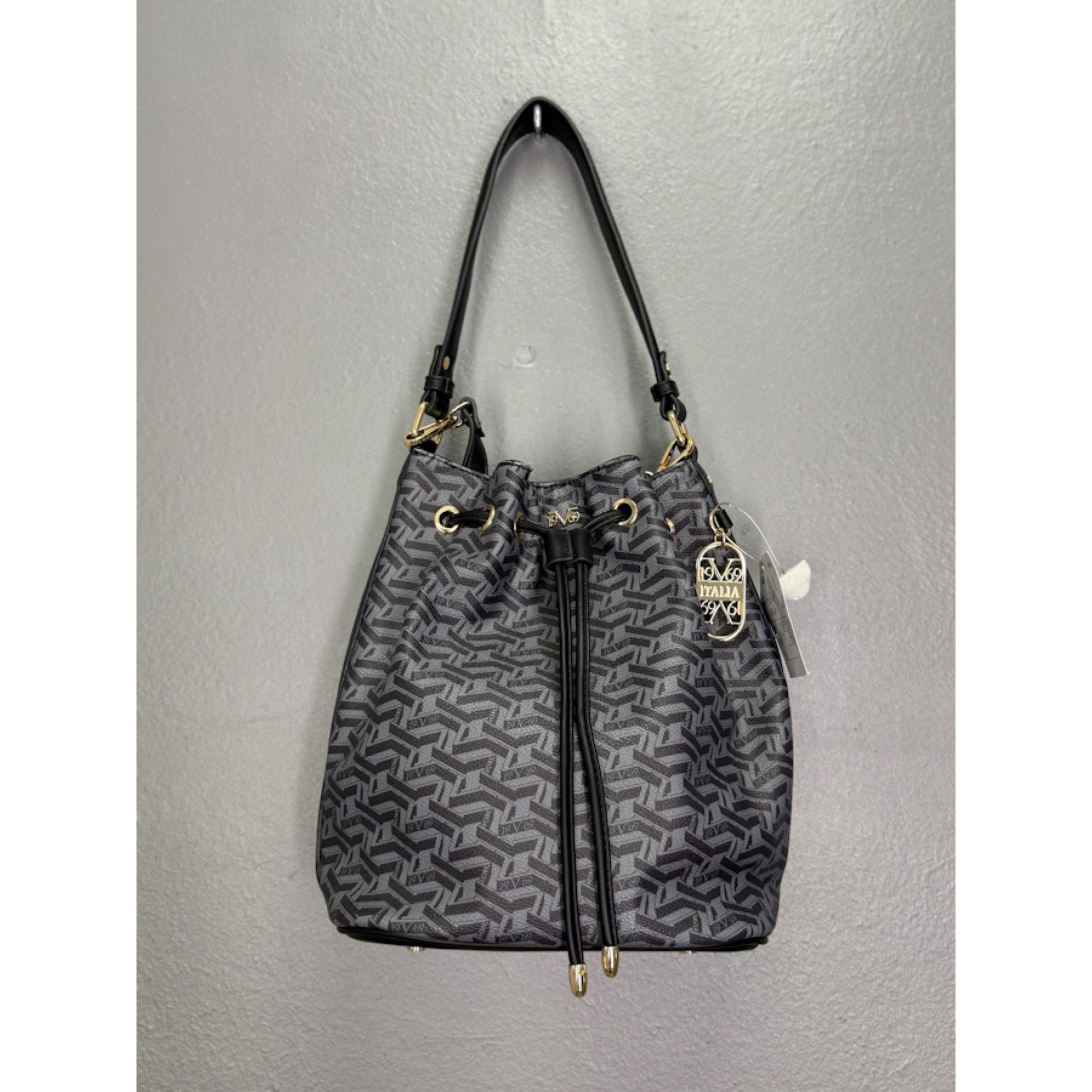 520f0d57 3a10 4750 A510 24741eaab11b 520f0d57 3a10 4750 A510 24741eaab11b