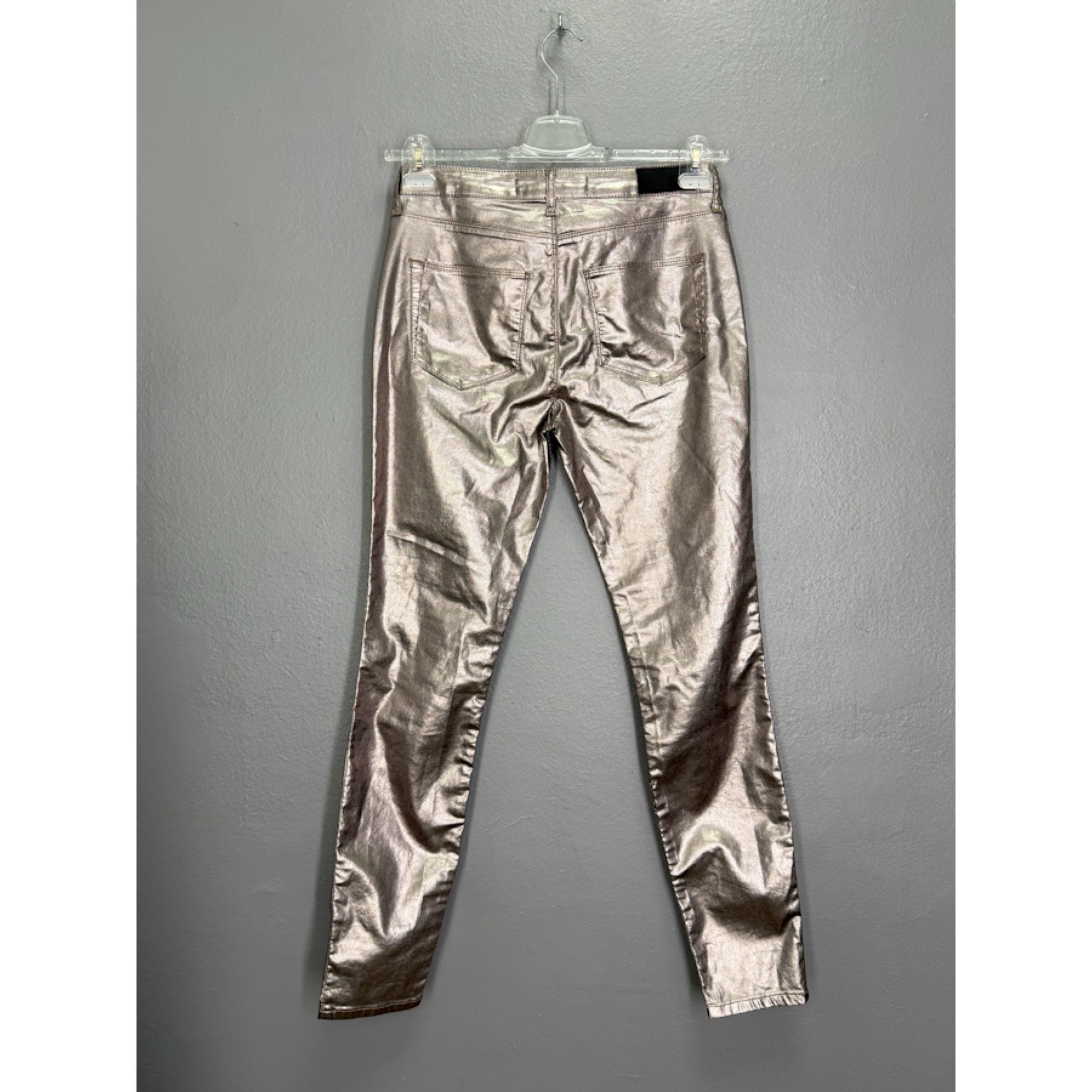 5dfc28b5 93a3 4fa9 9af1 64e6d0504933