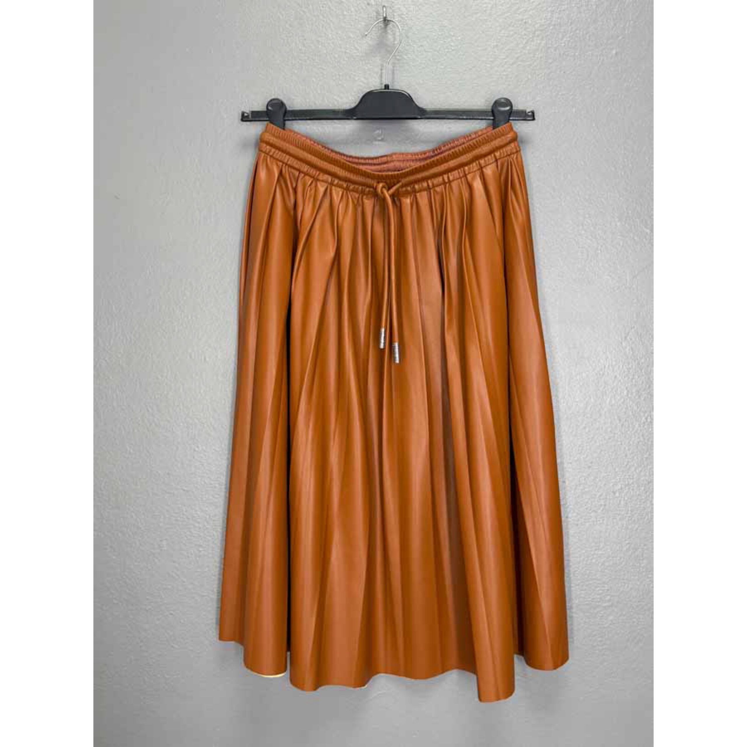 63E42D47-CBB1-4A4F-B8E6-819296D54E29