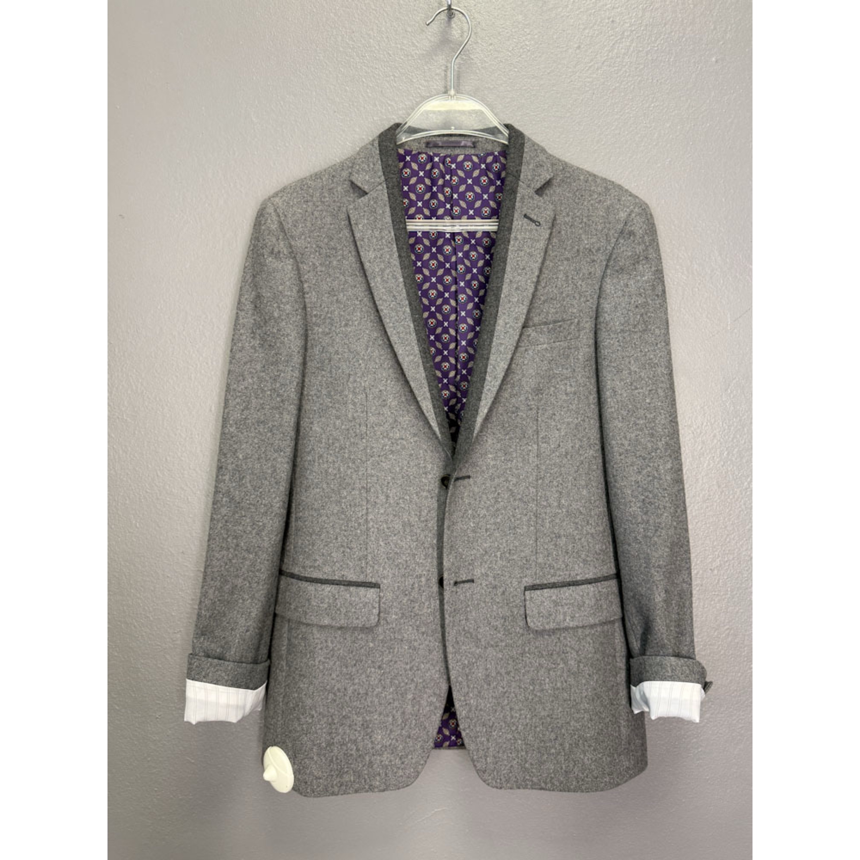 6515C90C-2761-4C99-AAC2-807F178C1B7E