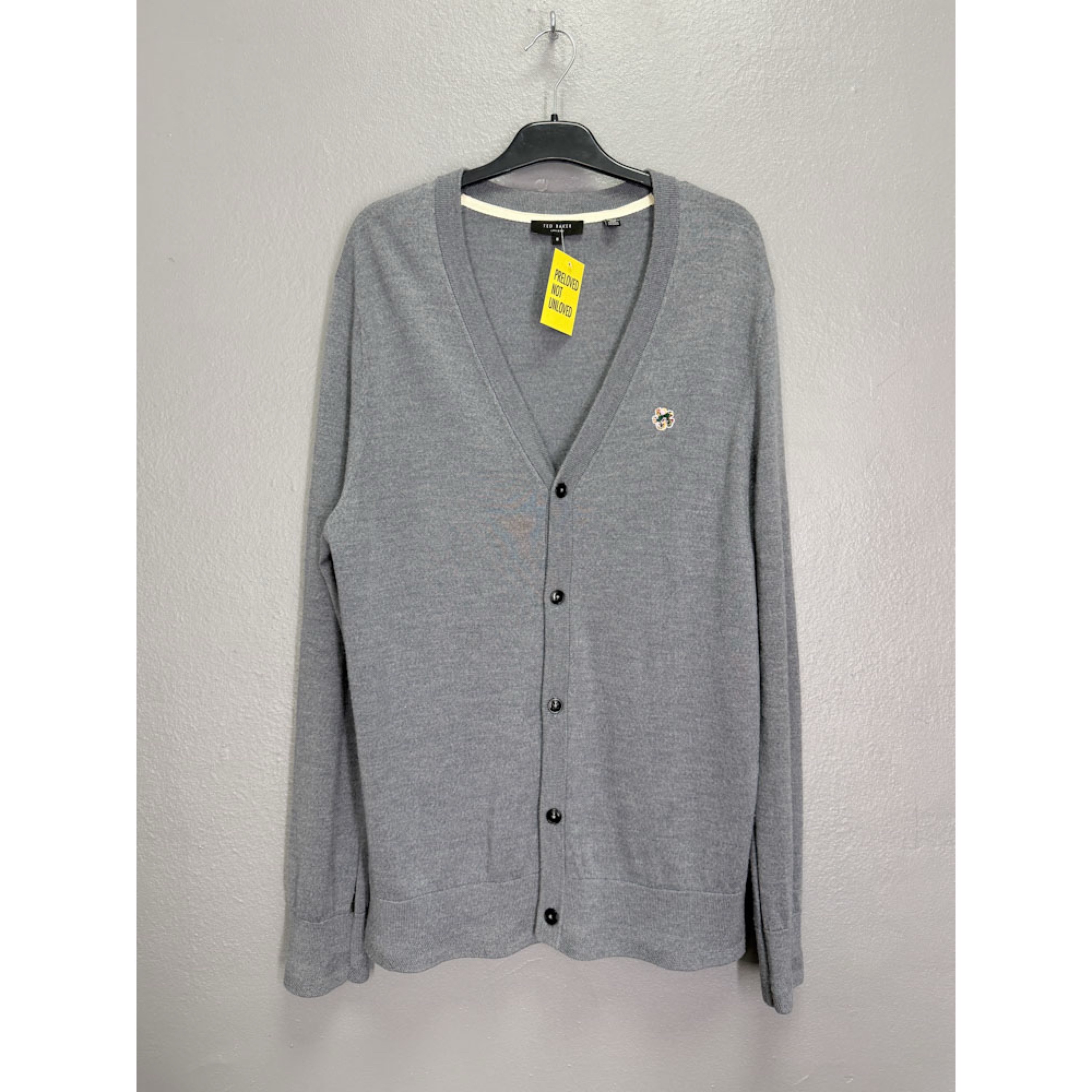 7273A801-969A-49C2-A3E8-96A6CBBB8507