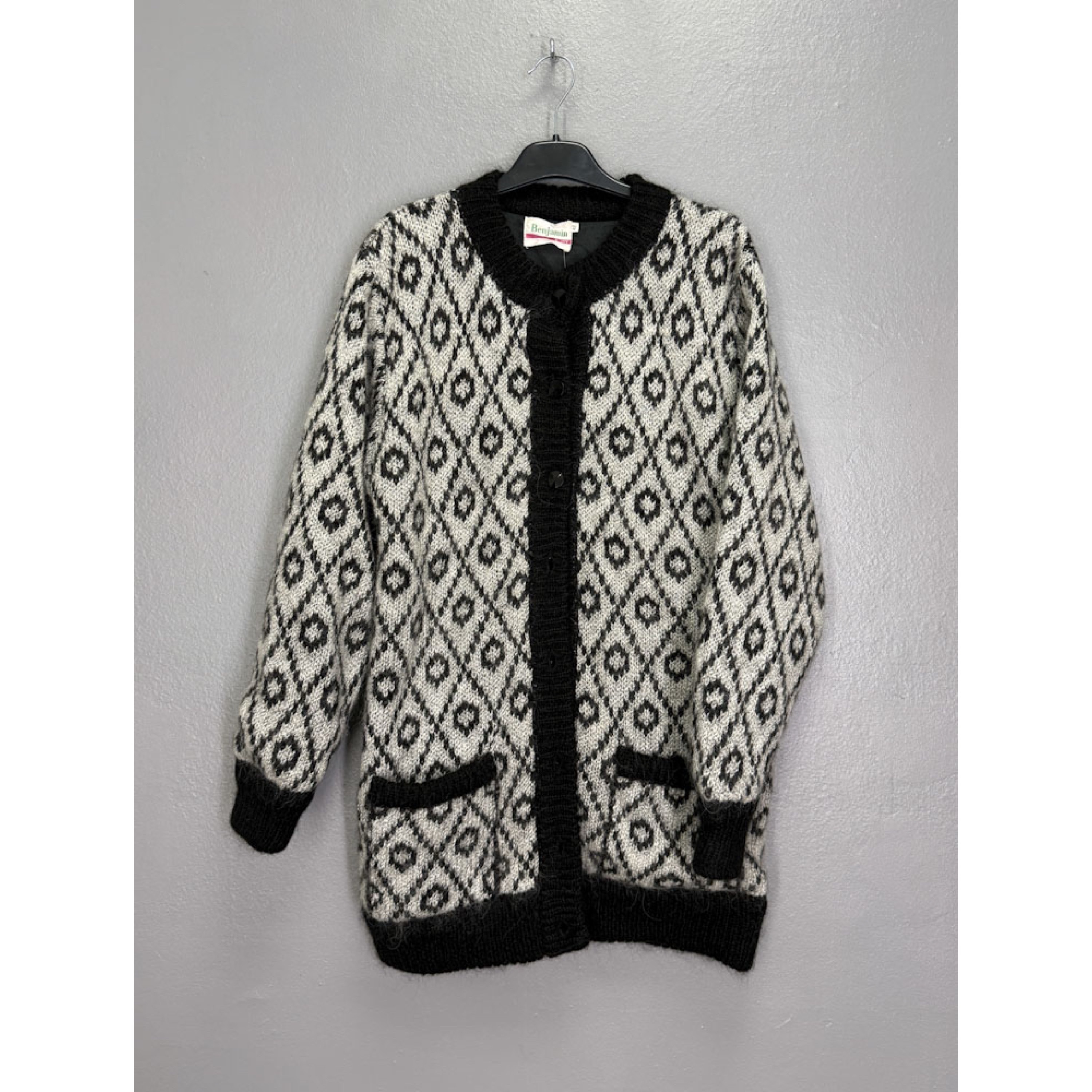 73D614BD-FC68-453A-AF32-784BD6AC41C8