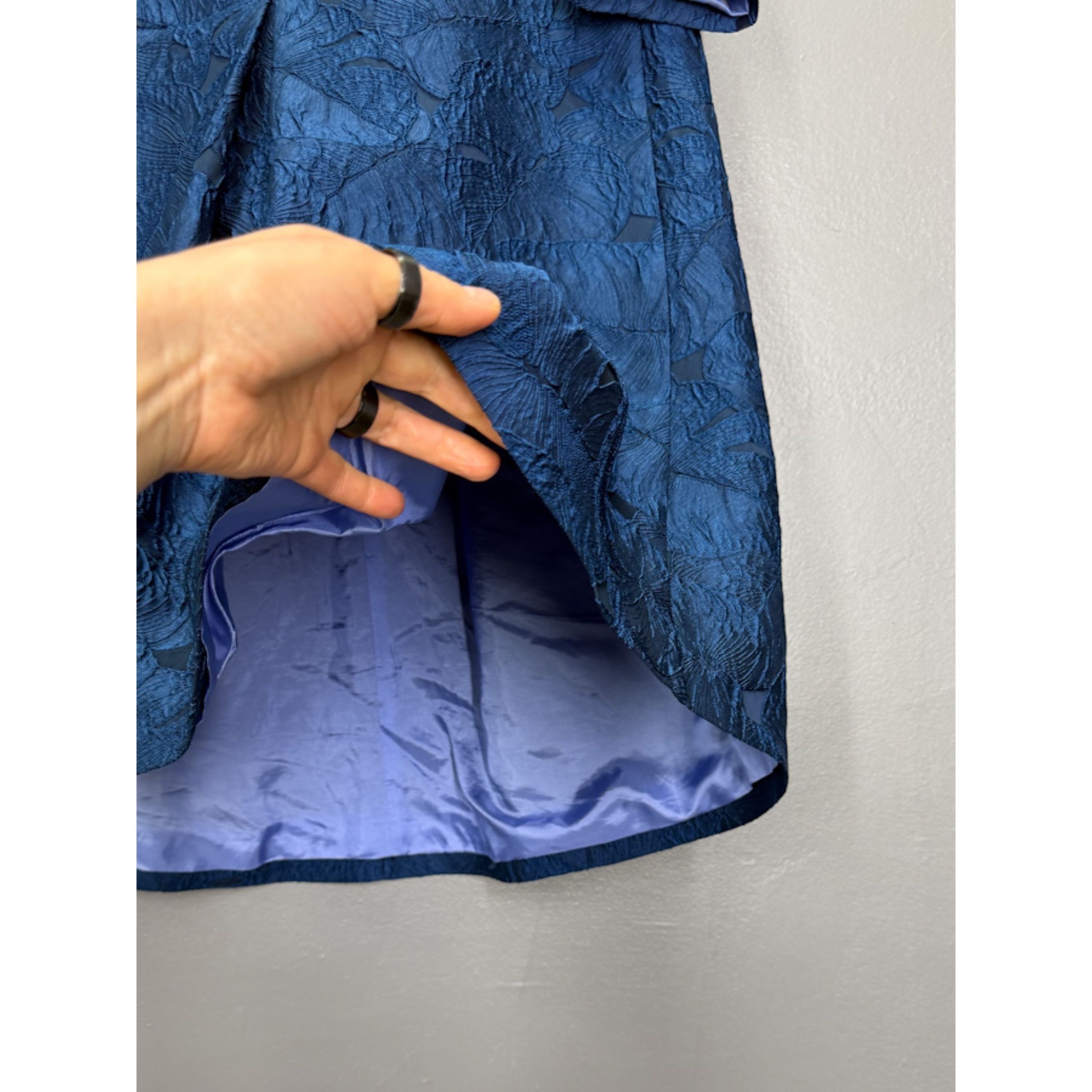 75cec10b 5103 4594 8c5b 5a84bc38d24d