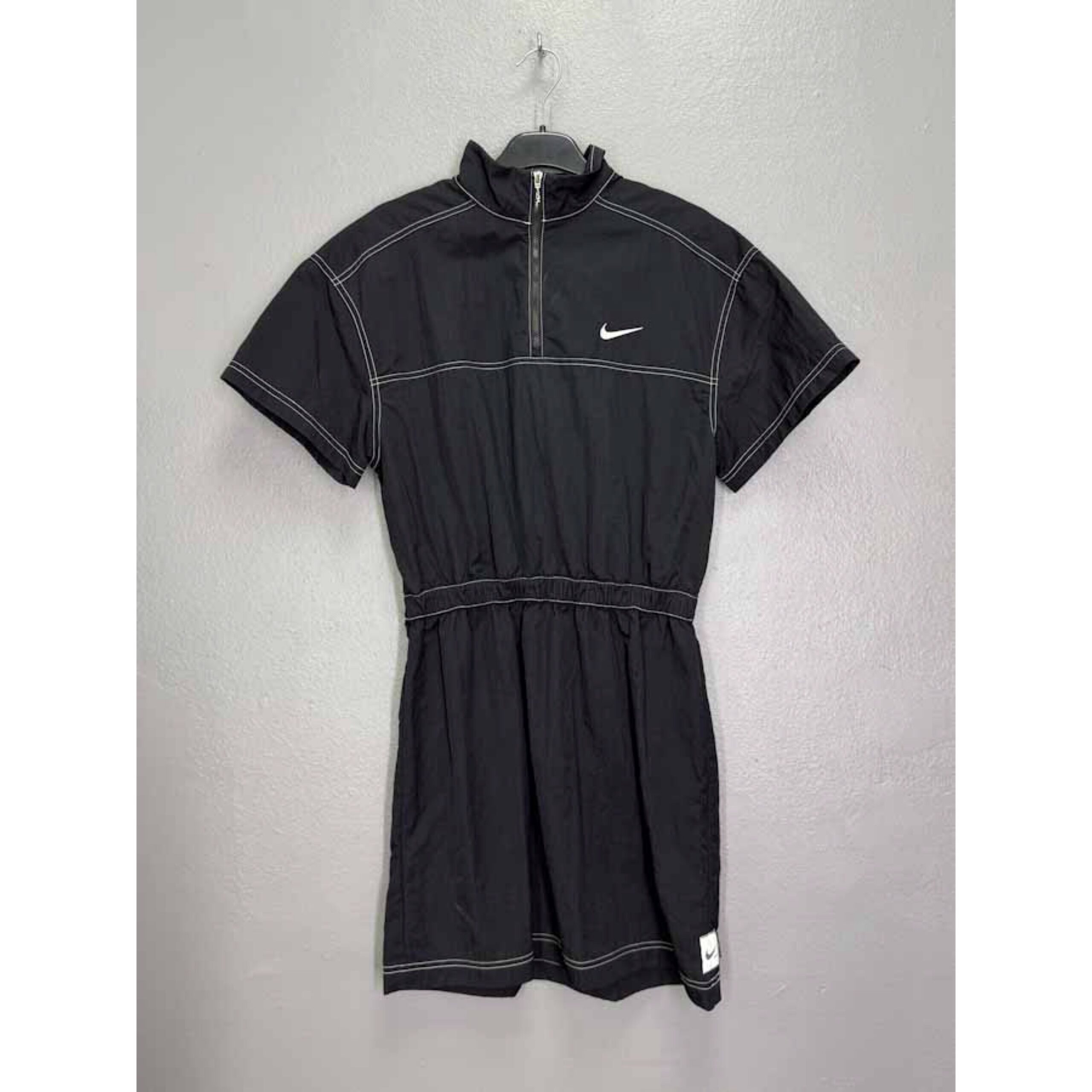 77E004FA-DBBA-4FA8-A02F-F46465FE9B9B