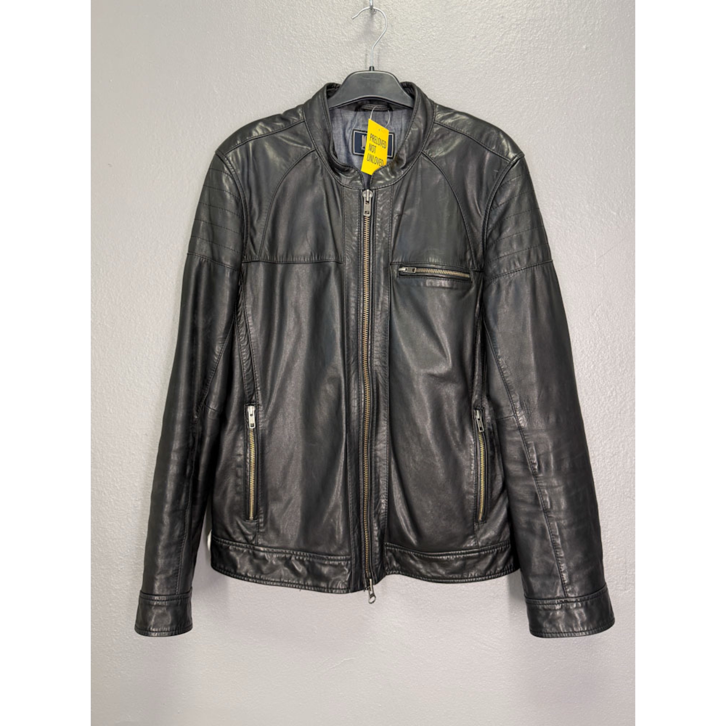 82C840FC-209D-463B-A44F-990A17F035C1