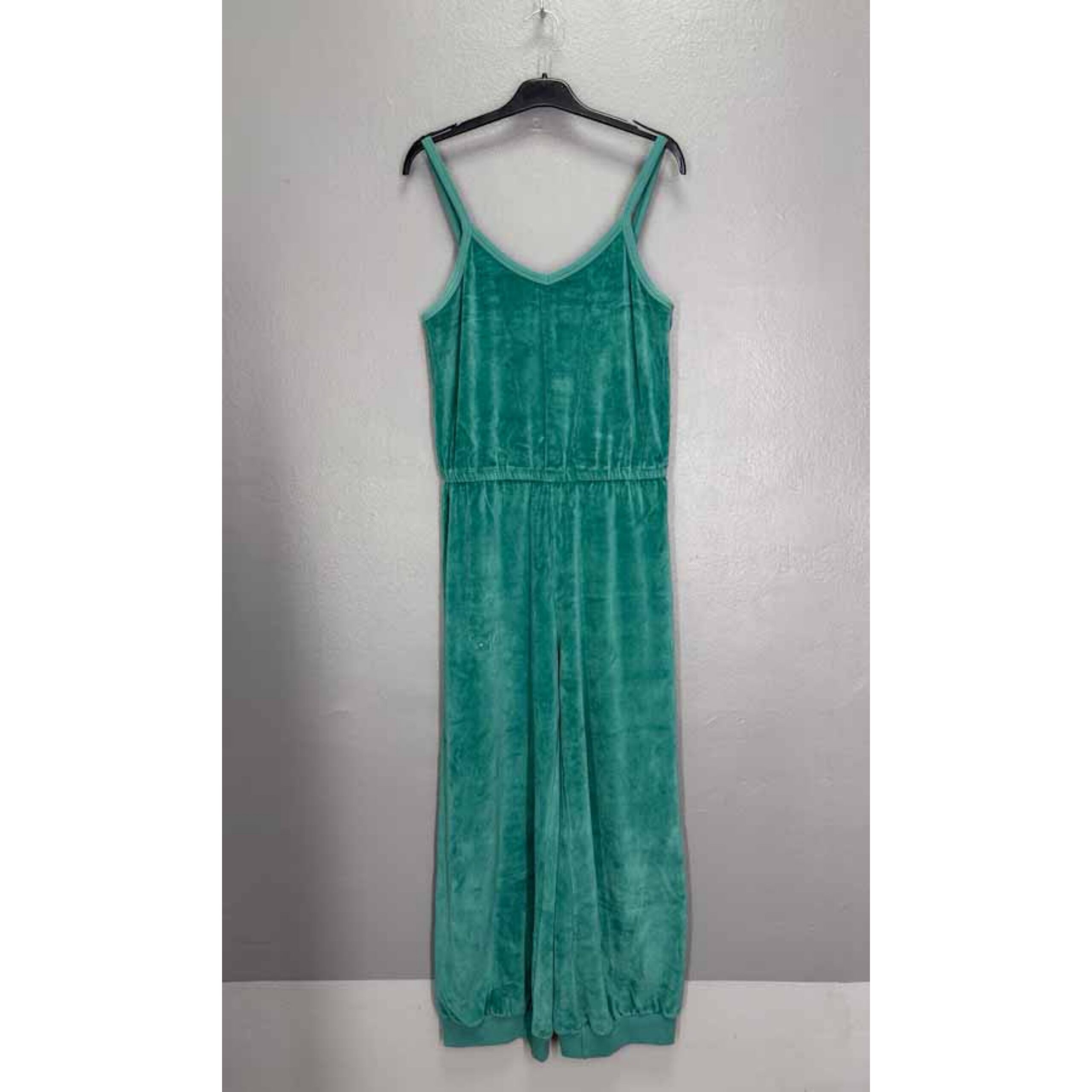 8CD88C07-9925-40F1-A0D6-D08329C55422