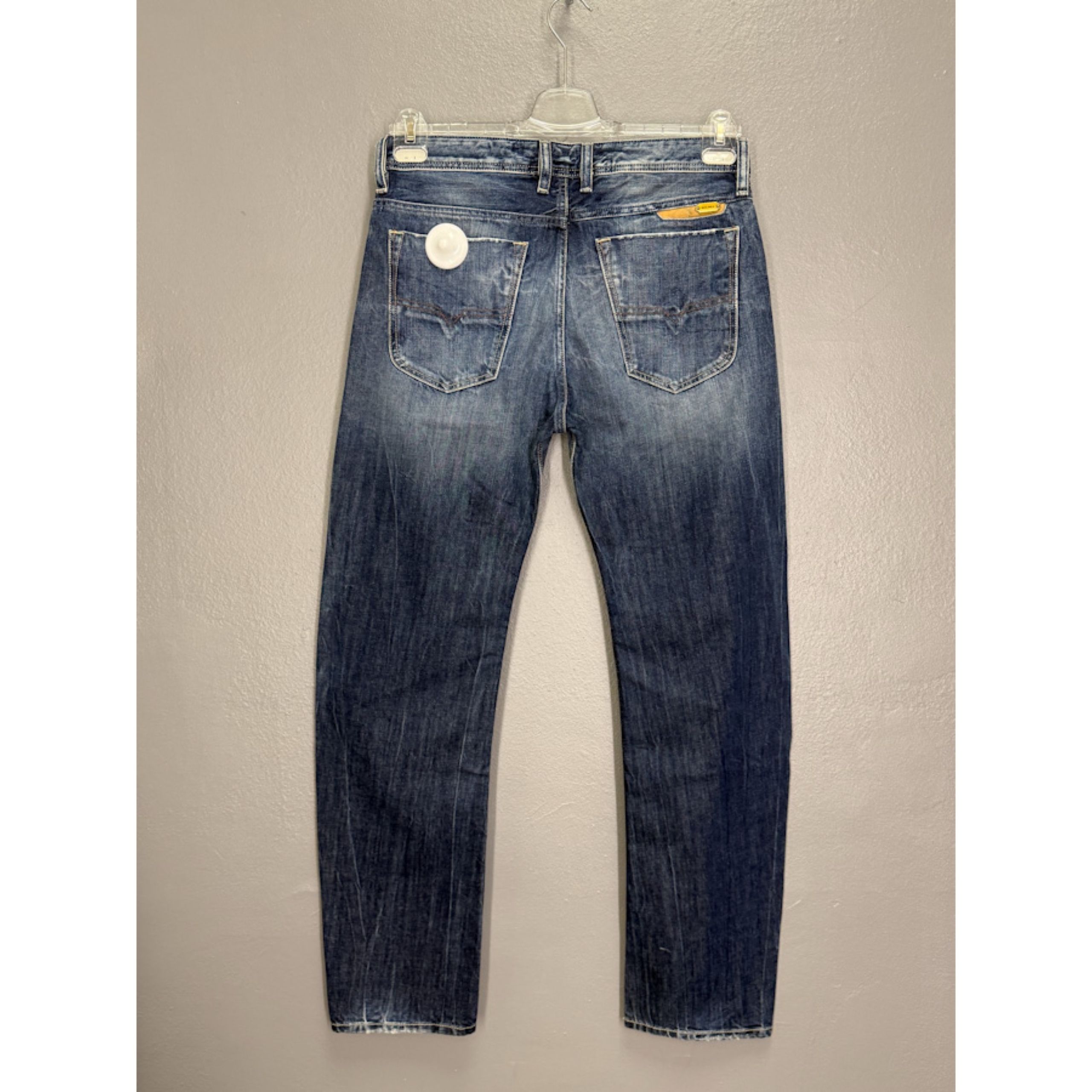 8cdd3350 8a93 494c B5d3 D0c8052fe599