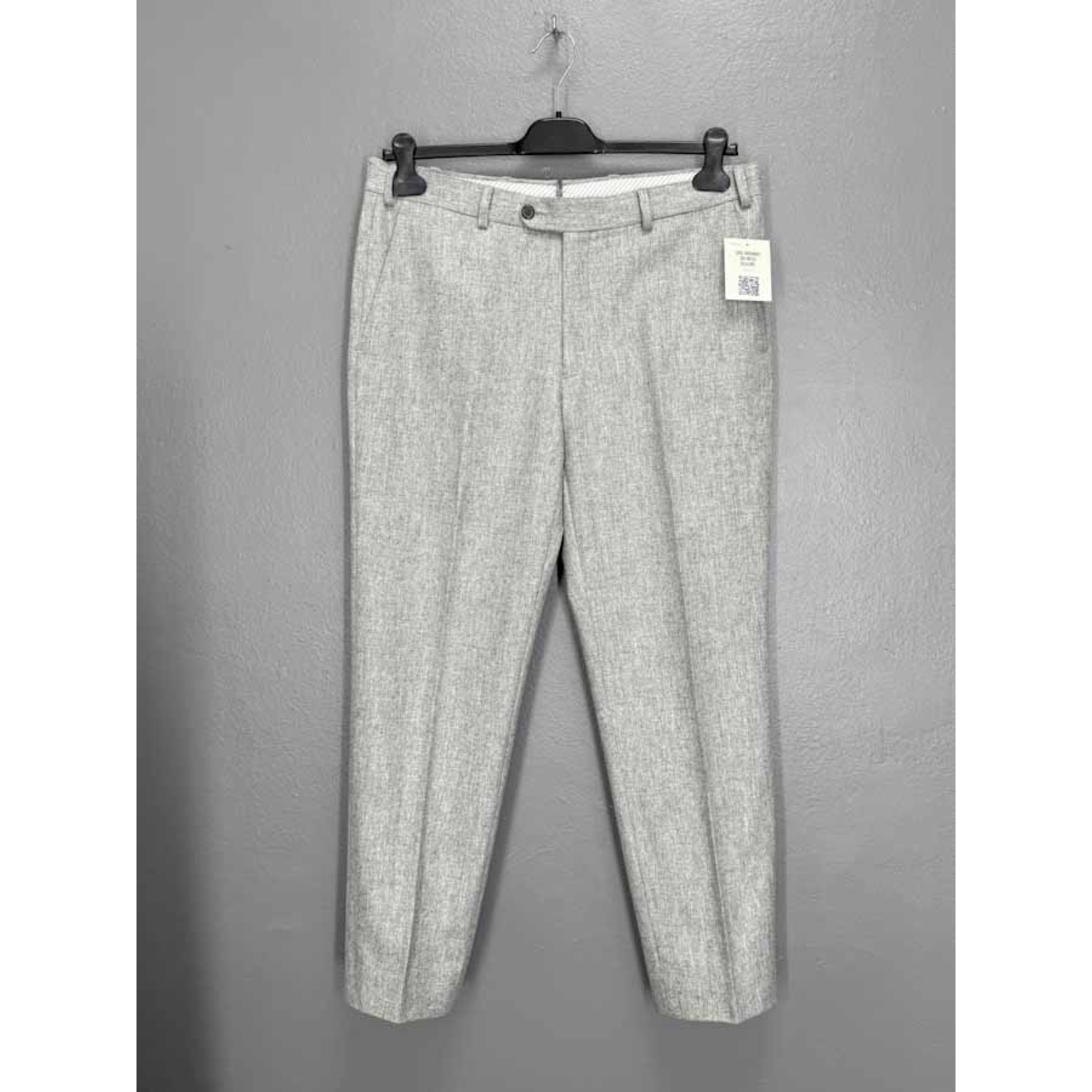 952891F0-0DAC-437C-8BBD-E94C3ABE9159