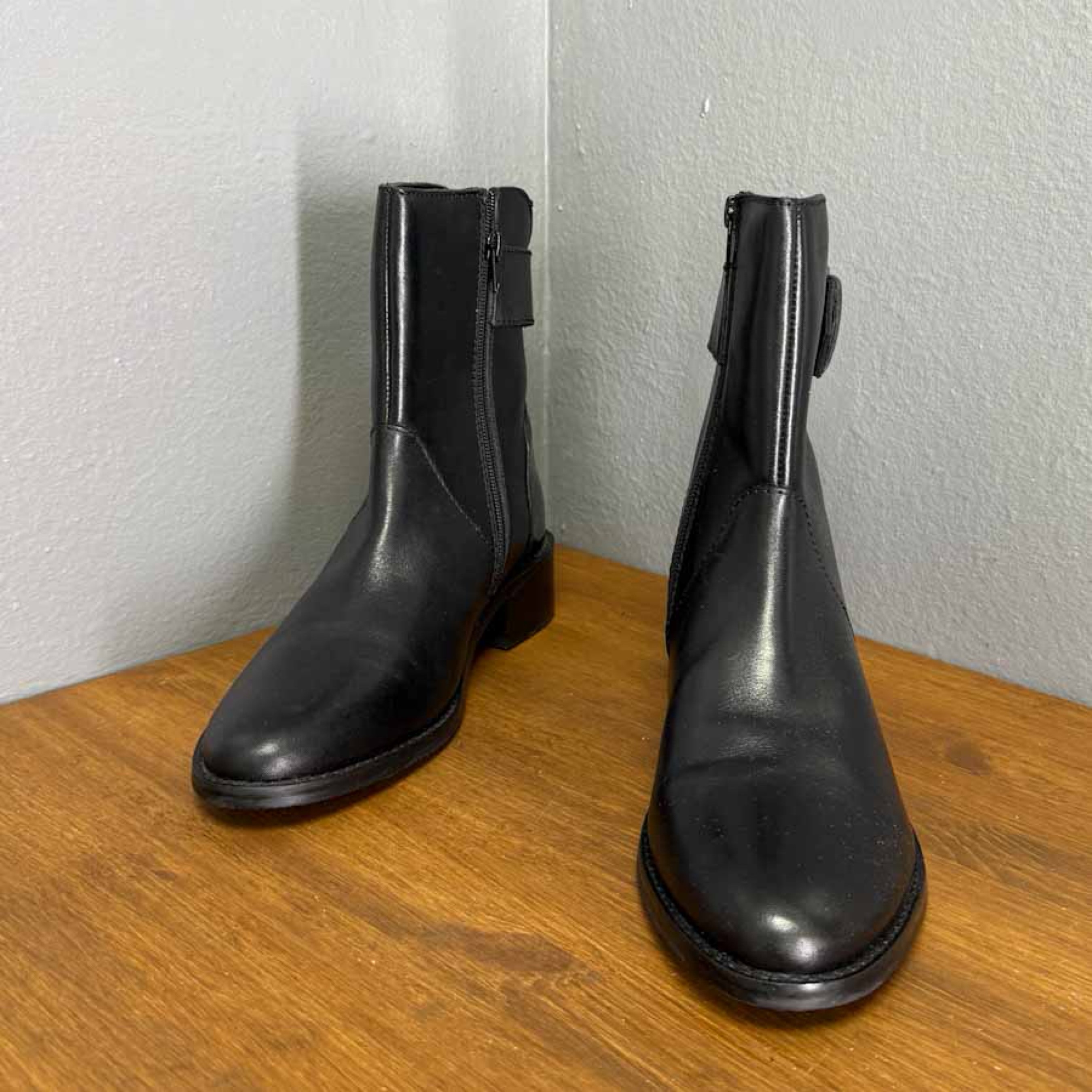 B2101124 A518 4448 854e A68940d19829