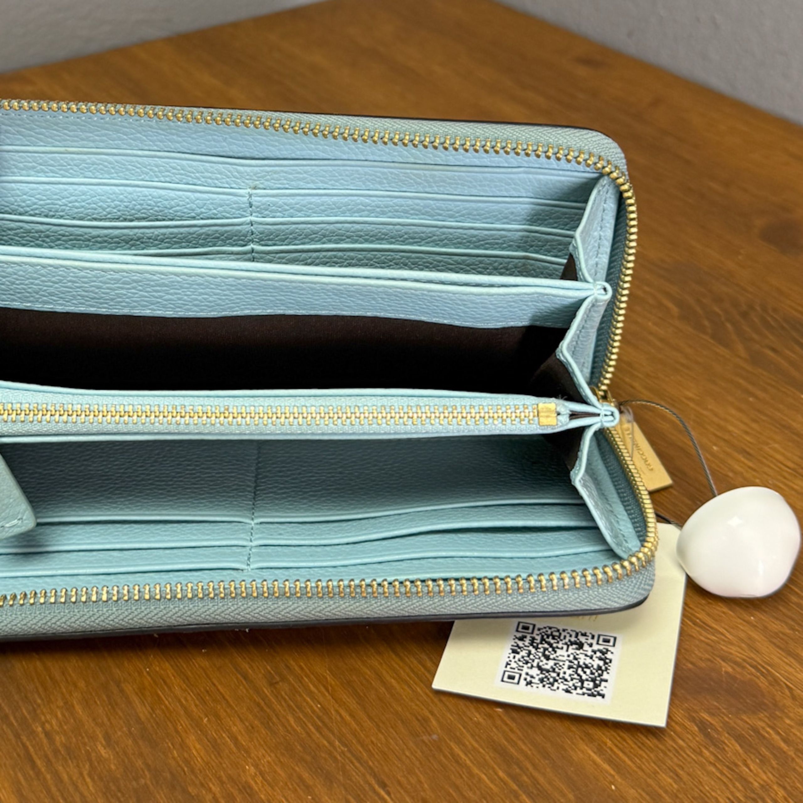 Bac5d941 B511 4f92 9bc1 0538b57c9a07