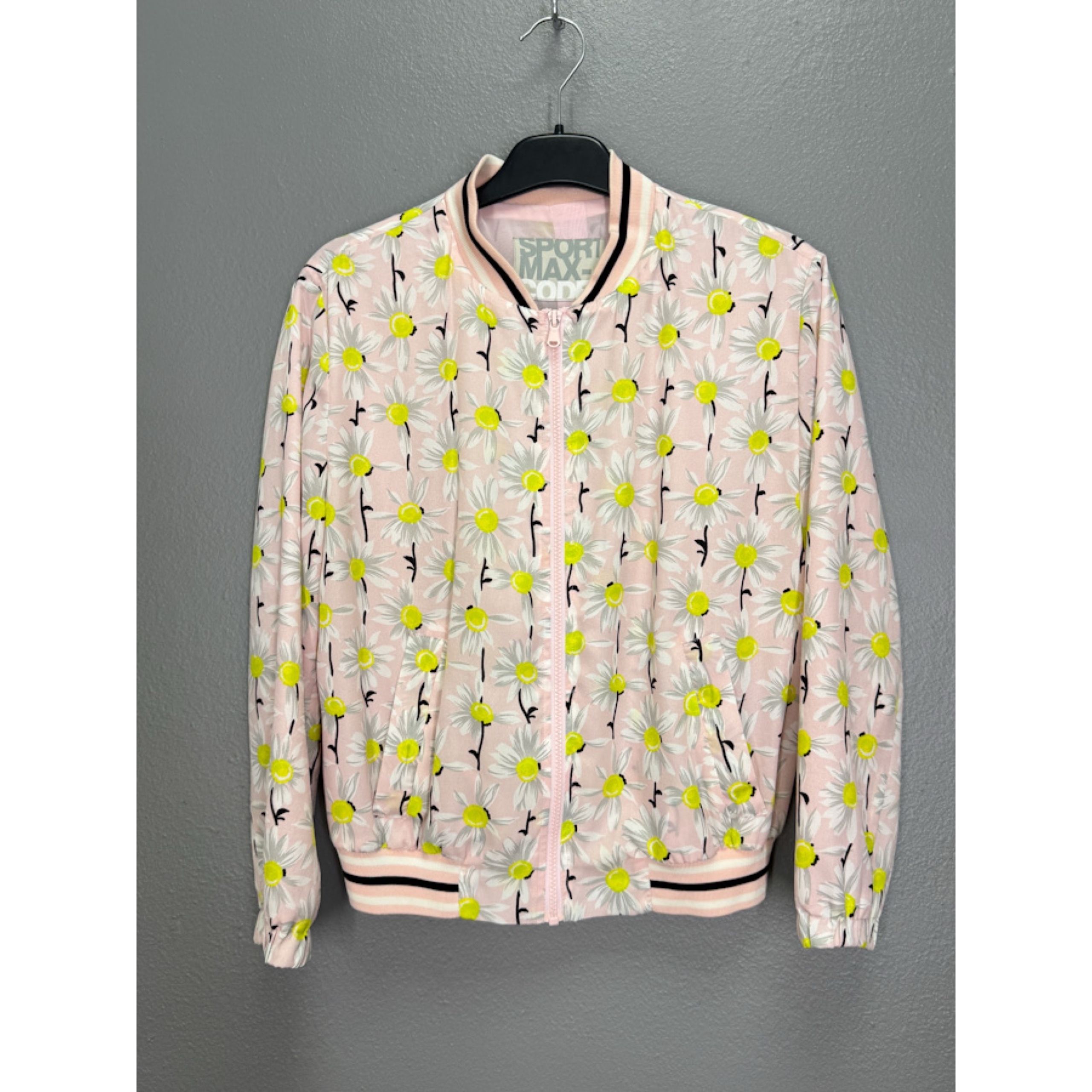 C1ac0946 E8aa 41b7 8fb2 F2bd04bdd2fc C1ac0946 E8aa 41b7 8fb2 F2bd04bdd2fc