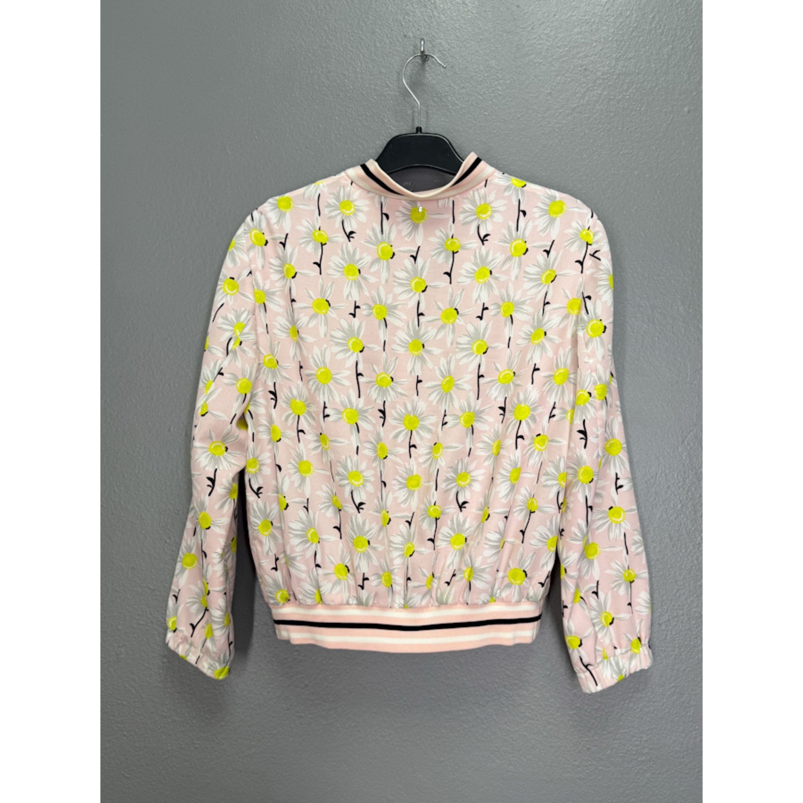 C2573332 55e7 41ba 9ccc Bb657b565582