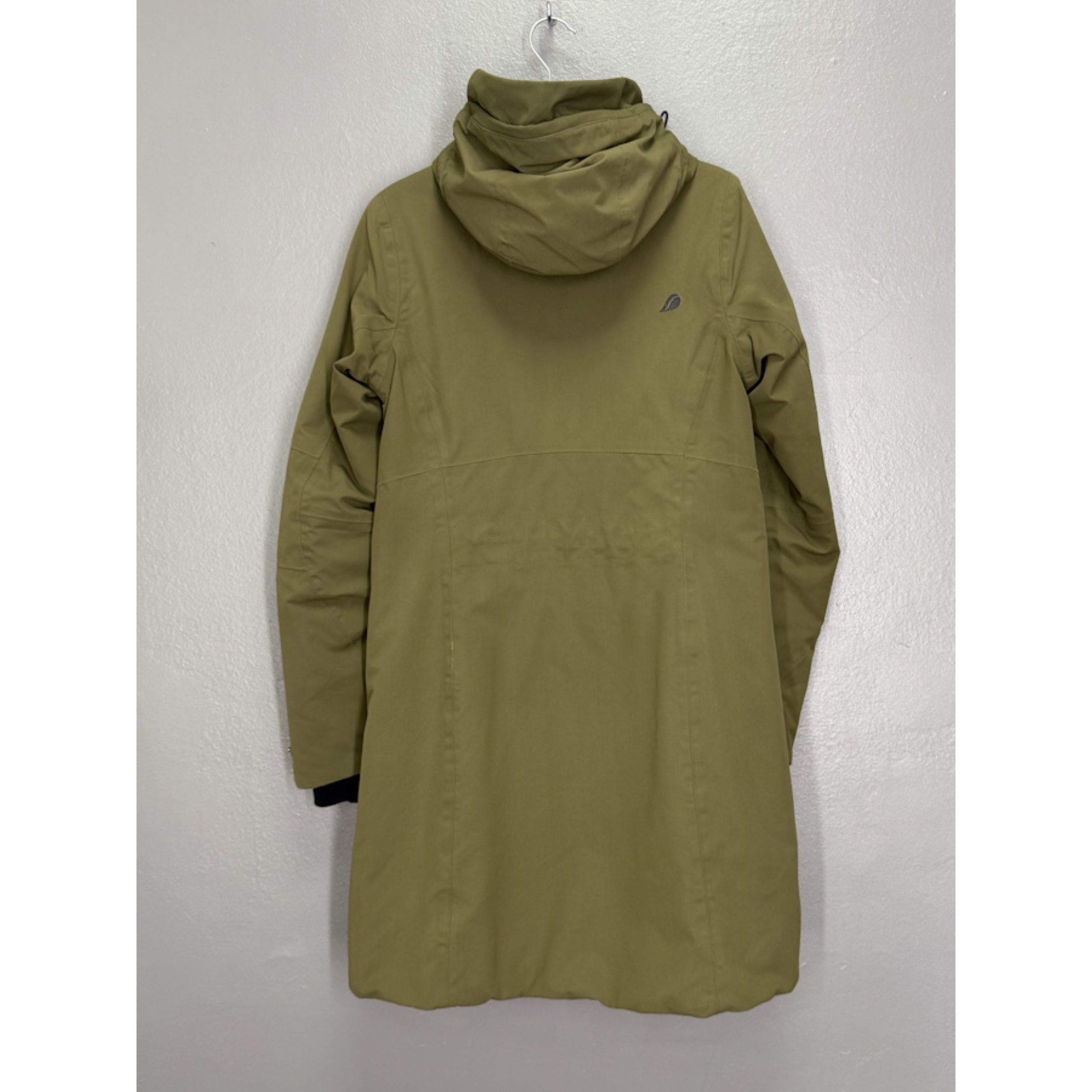 C7064466 Fb67 4652 864f 9afa011f818d