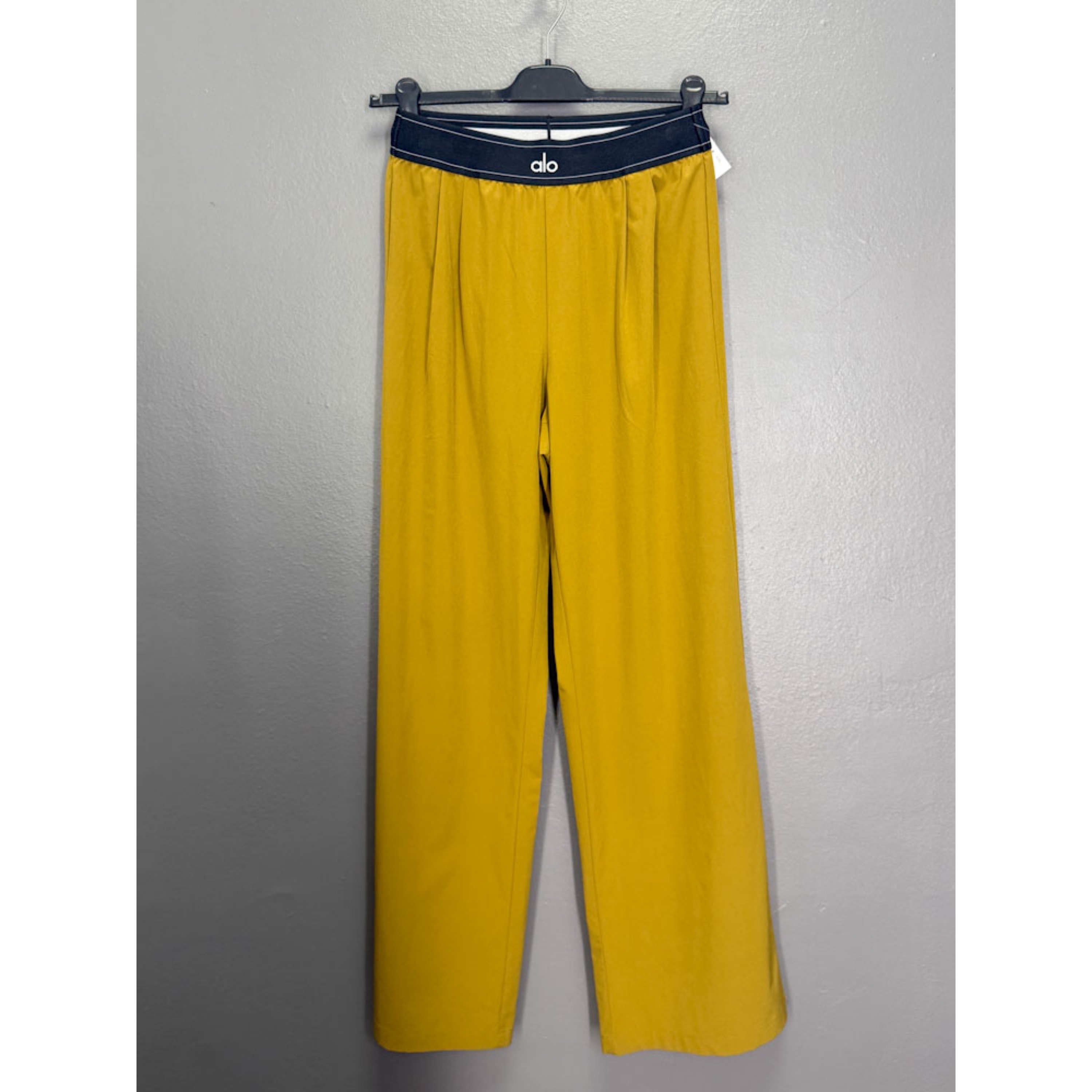 C8C8E273-7EA2-4CB3-95BF-D793854124DF