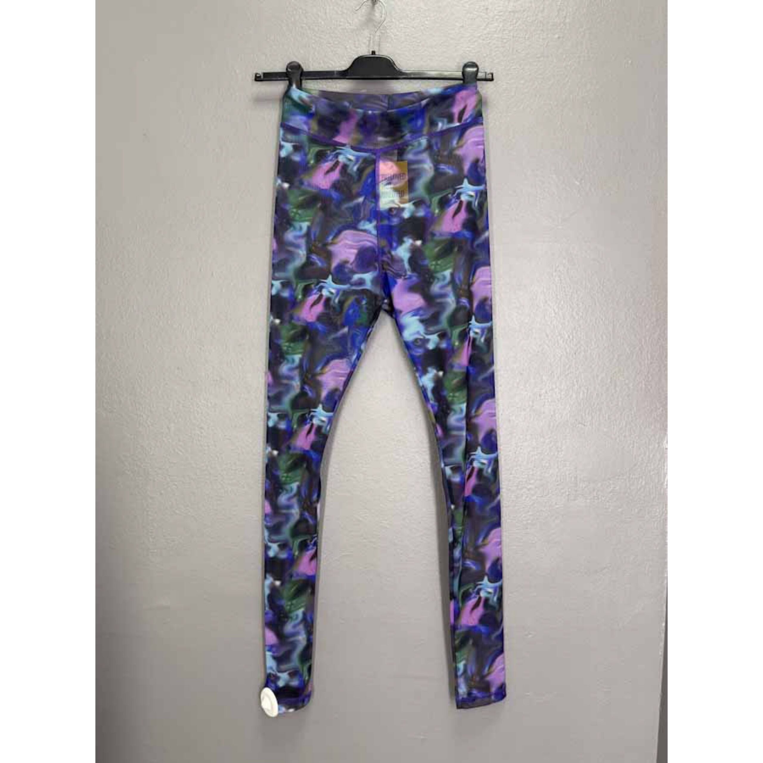 CDEADD68-9375-45AF-9018-56094C0413C0