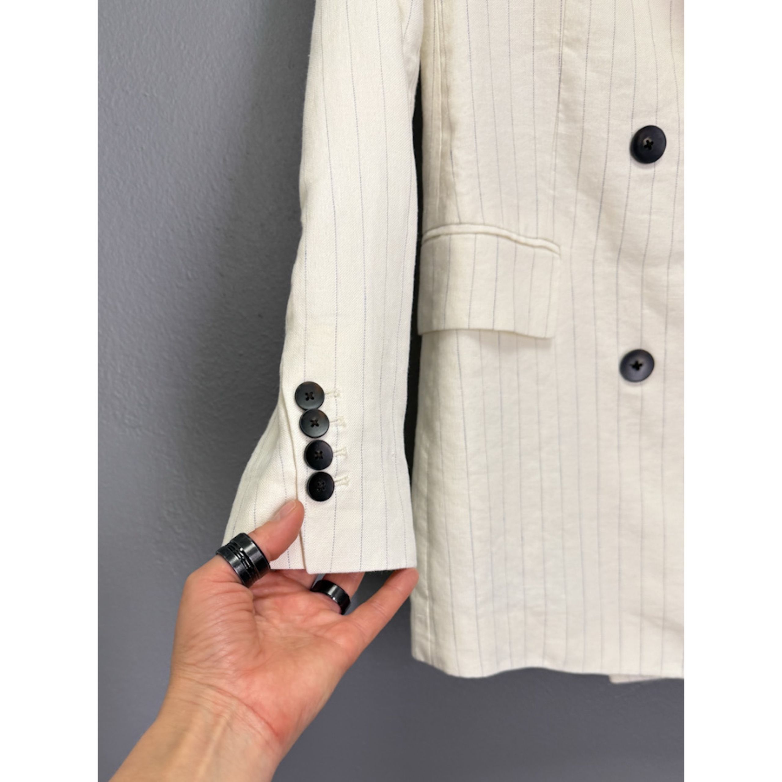 Cfbc932e 053b 4217 B228 Df06f1f1ca5b