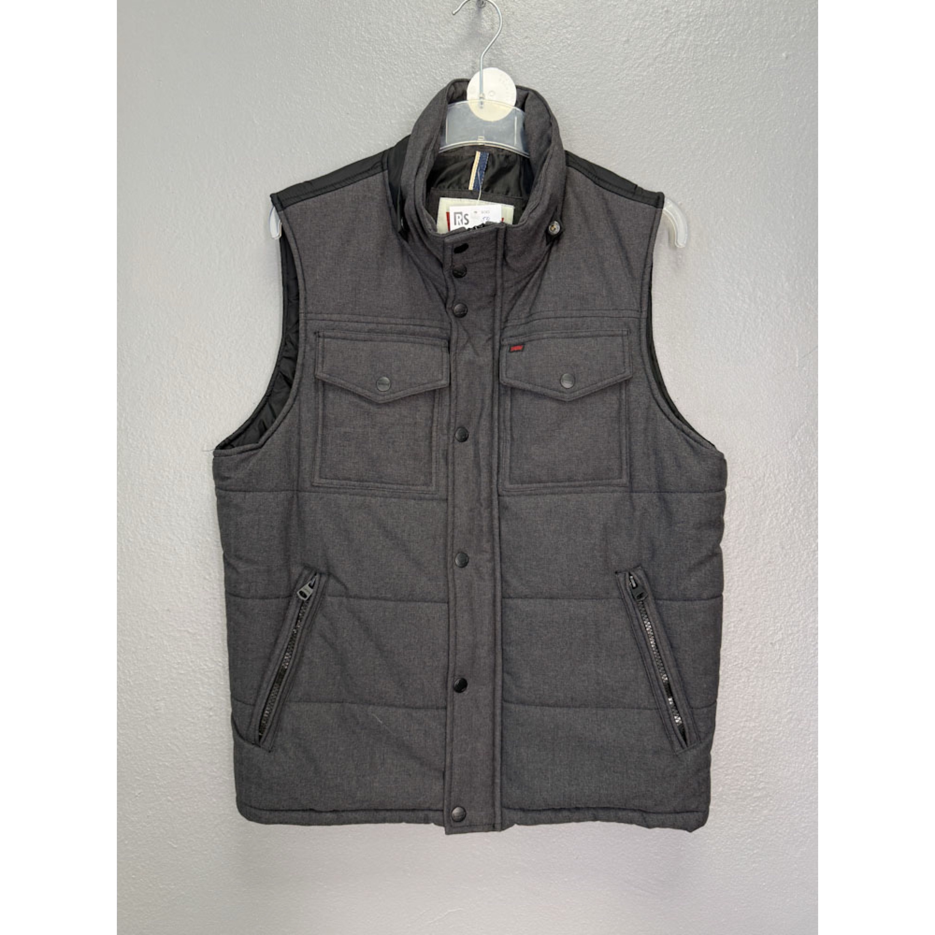 D4D210C5-BE2C-40E8-9CCF-5847A7BD2CF6