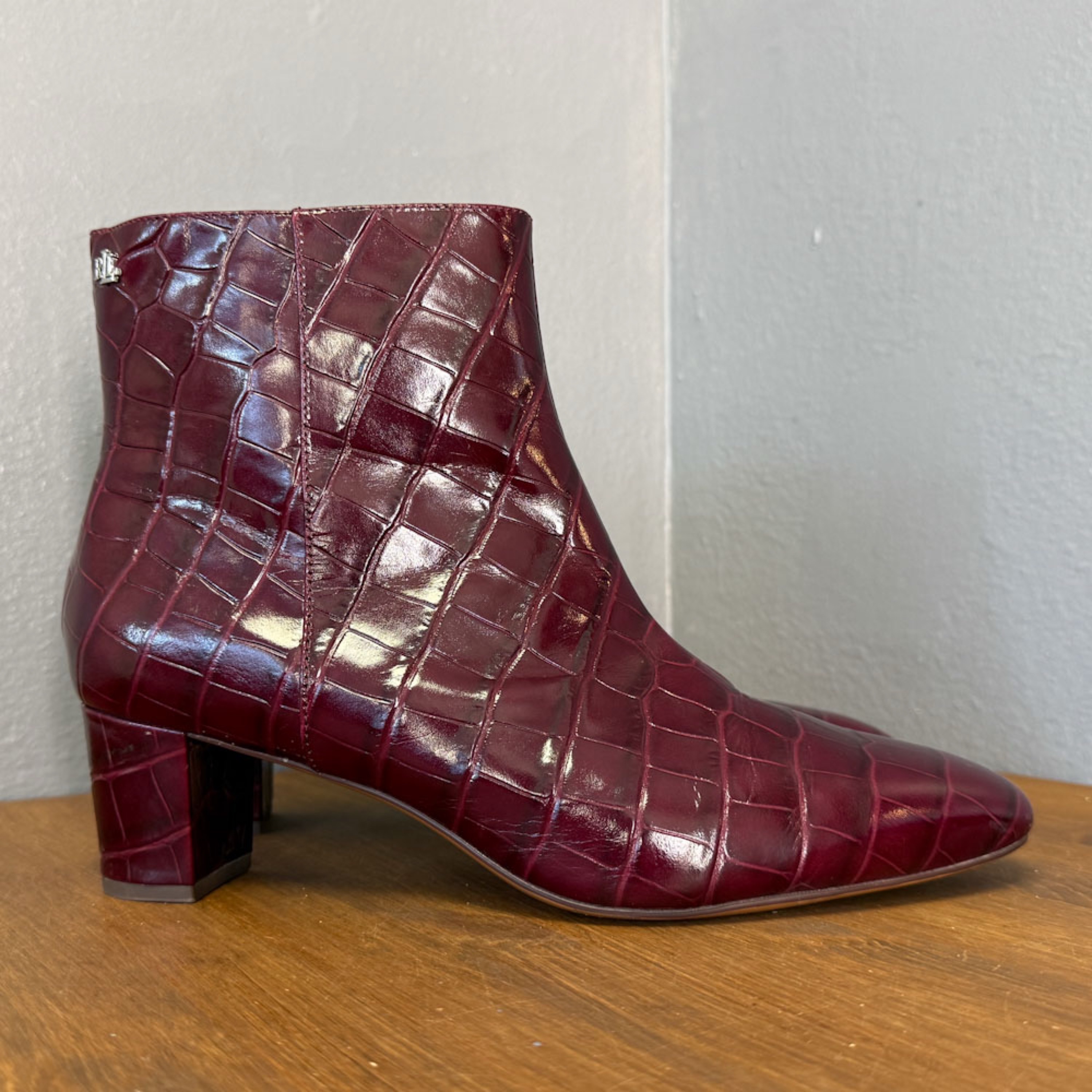 DC0F0E67-568C-476D-B3CE-32CD8C4A5AA6