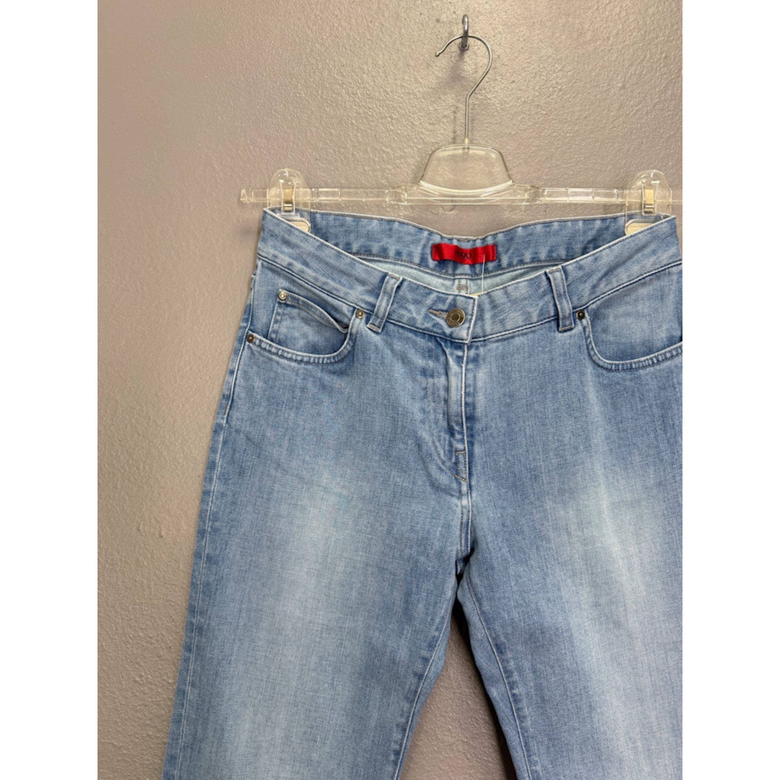 Deb452aa 17d6 431a 9e48 D767bb2e14d3