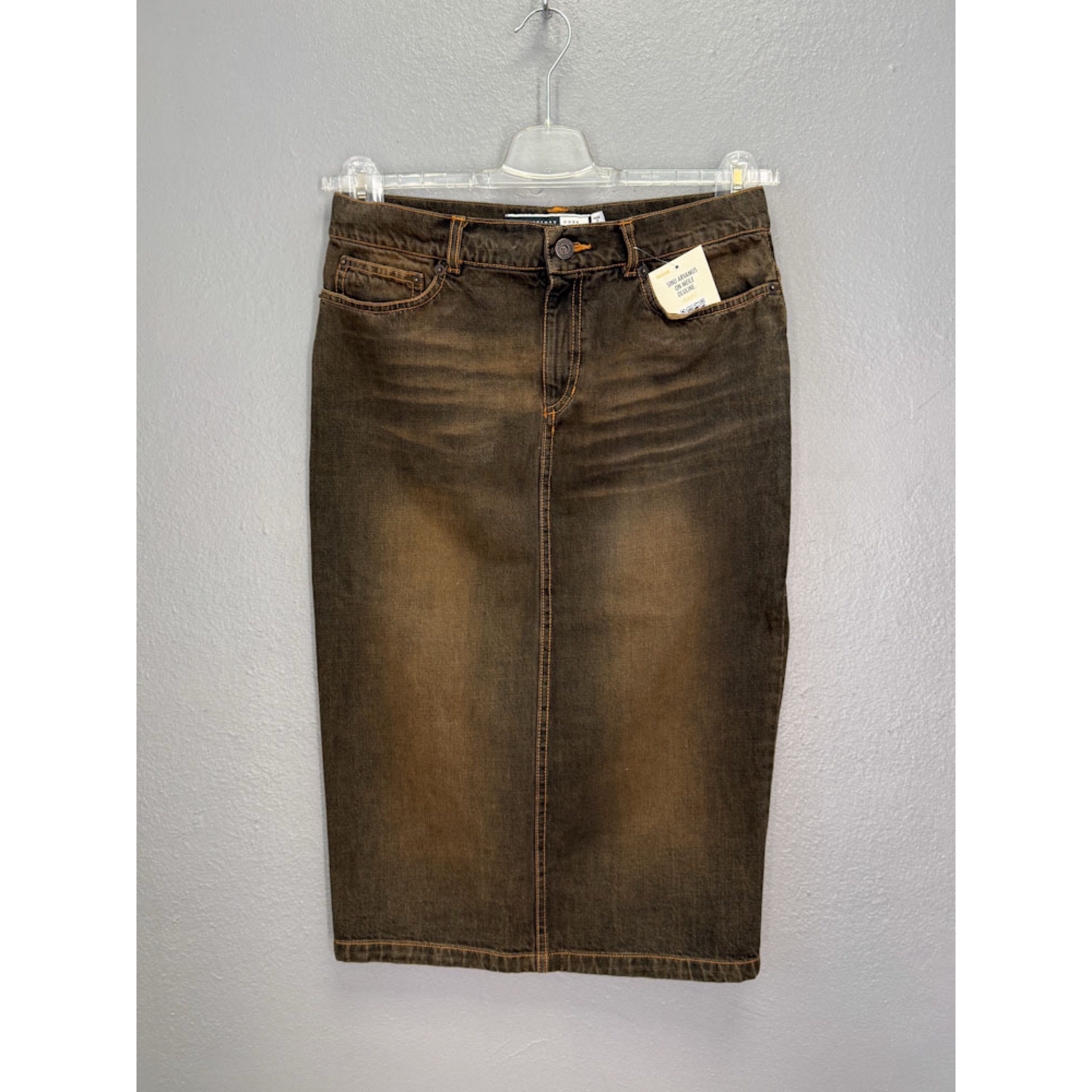 FE870379-8235-410D-BCE1-035CF16A1392