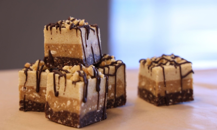 Snickers fudge - RS Cafe